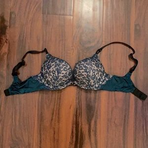 Victoria’s Secret “Very Sexy” Push Up Bra